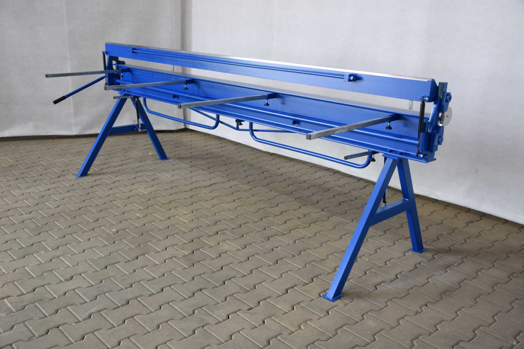 Zaginarka giętarka dekarska do blachy ZG-3000/0.7 MAAD