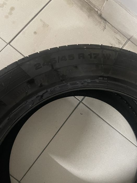 Pneu Continental 245 45 R17 85W