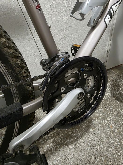Rower Univega Rover 370, Shimano Alivio Deore