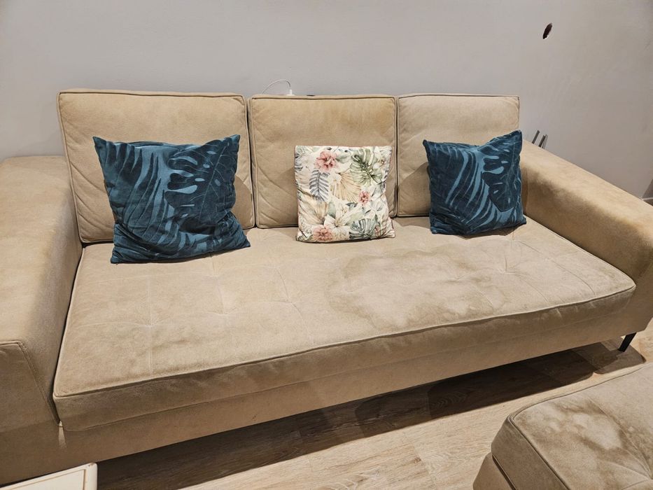 Sofa Antarte de 3 lugares e puff