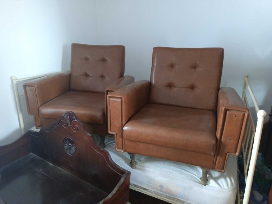 2 poltronas\sofá em pele