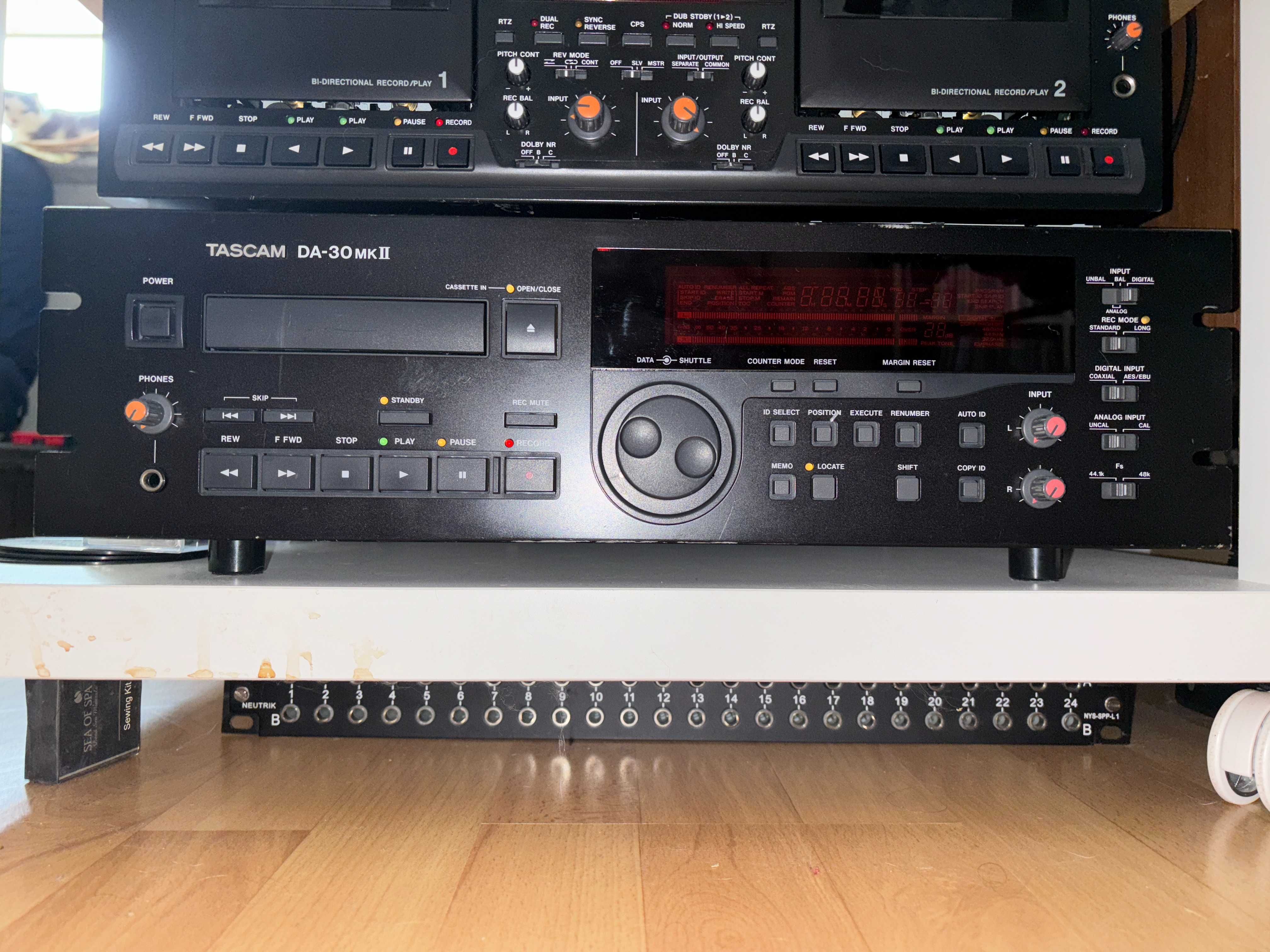 Tascam DA-30 MK II magnetofon DAT