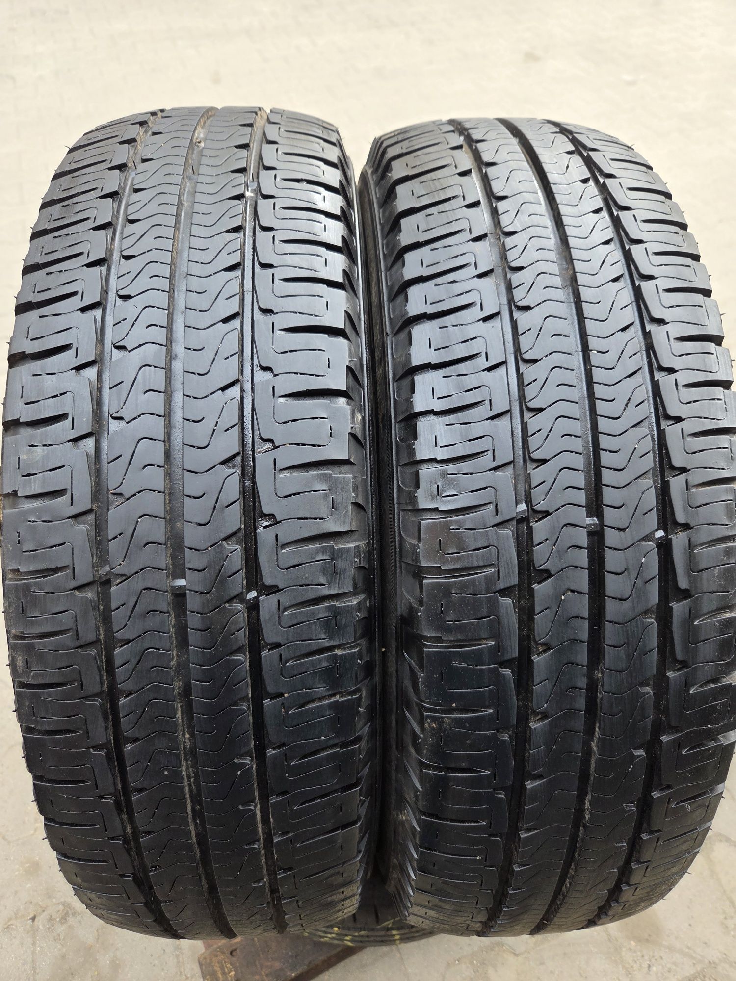 Michelin agilic camping 225/75/16c para