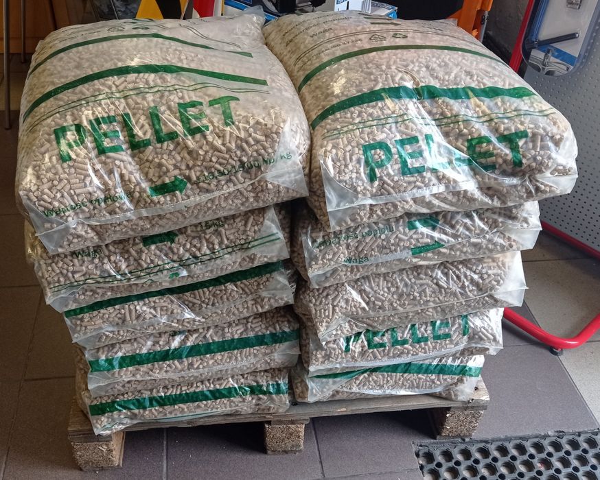 Wysokiej jakości pellet drzewny do kotłów i piecyków worek 15kg