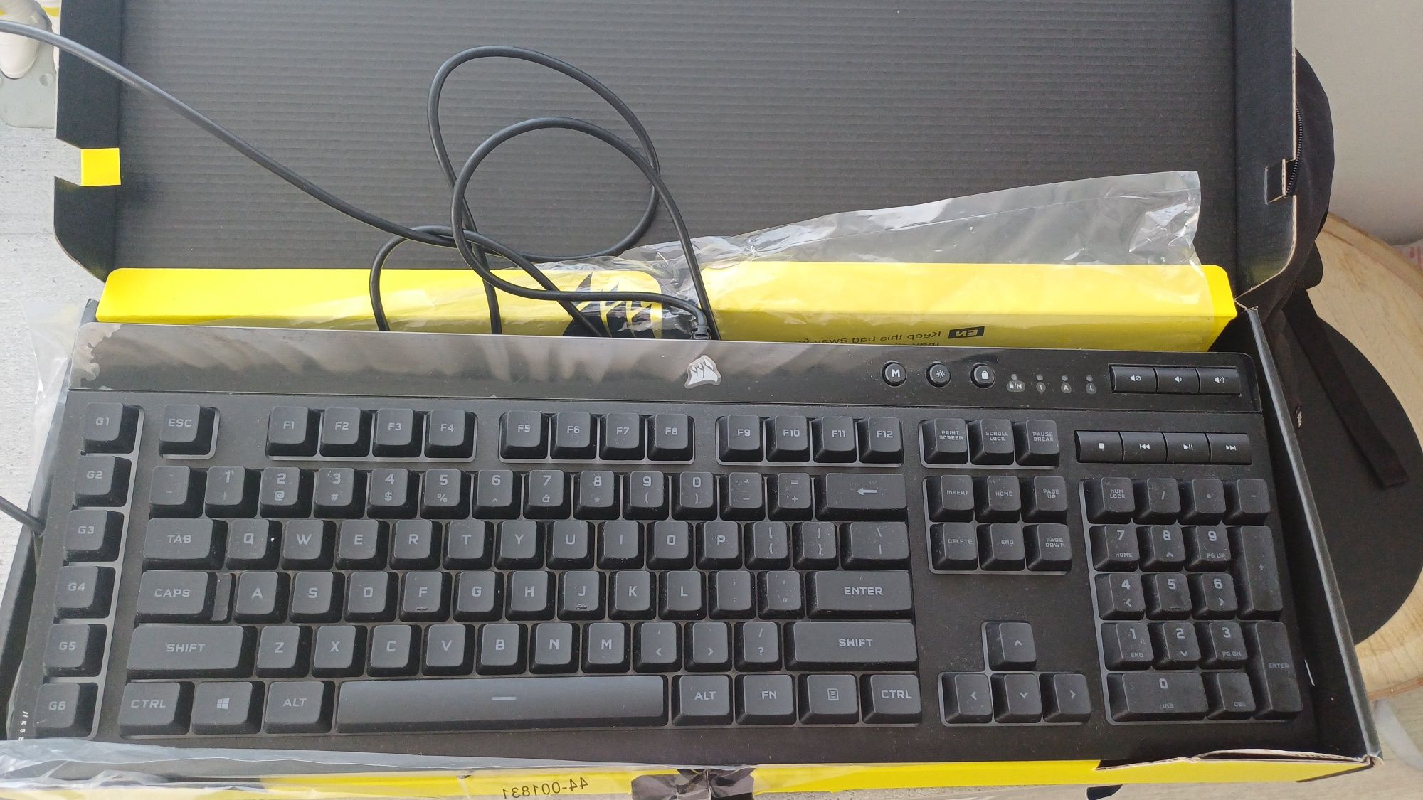Klawiatura Corsair K55 RGB PRO