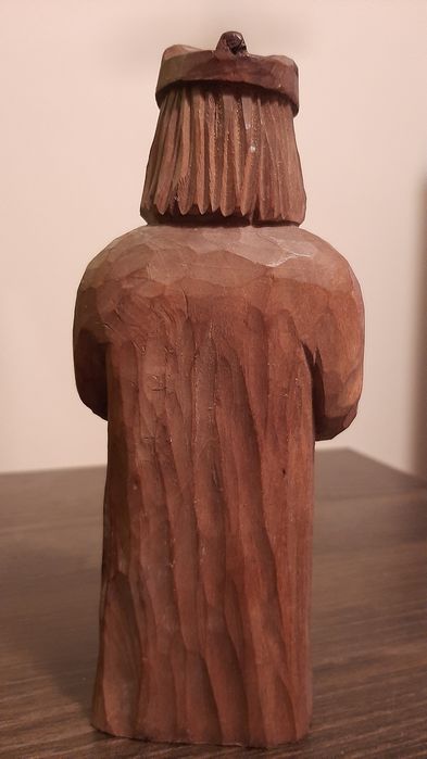 Świątek rzeźba ludowa