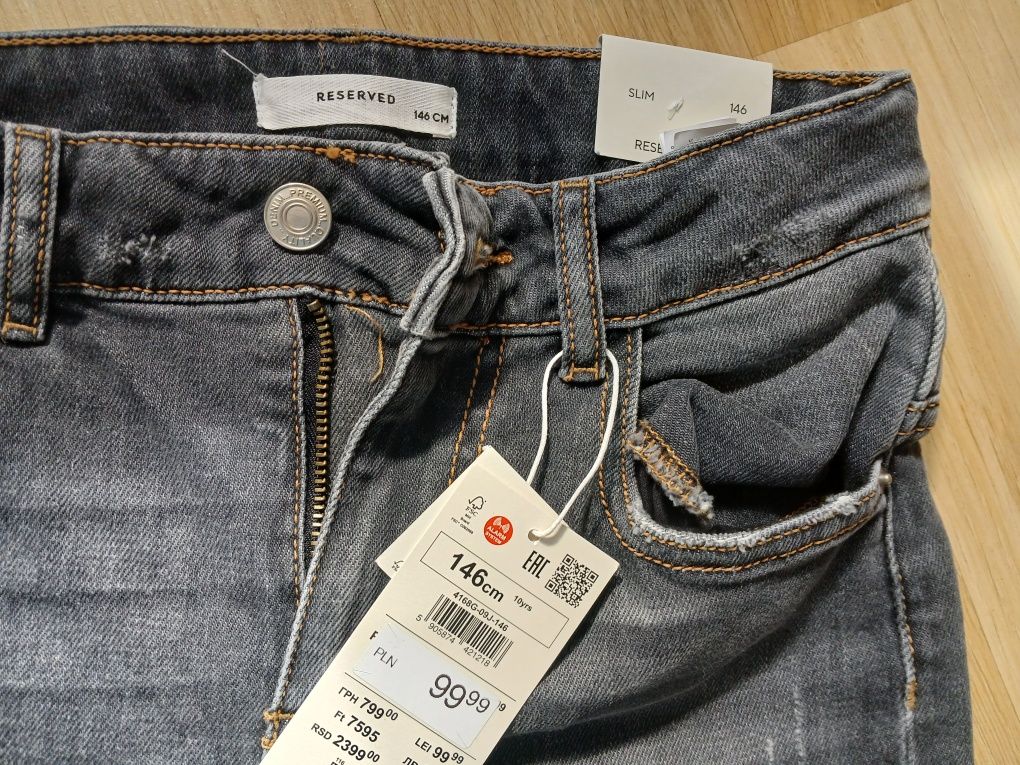 Dżinsy spodnie Reserved slim z metki 146 pasują na 140