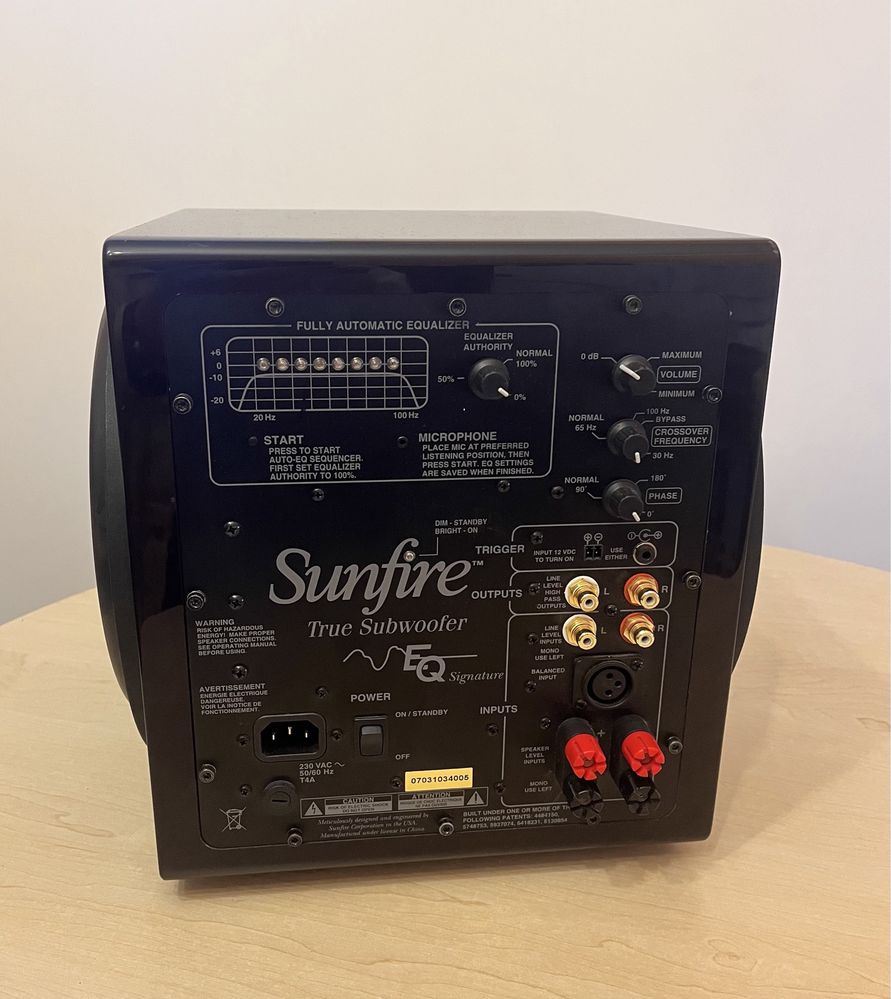 Сабвуфер SUNFIRE True Subwoofer EQ 10 Signature