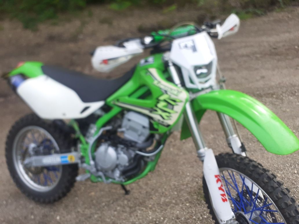 Vendo klx 300 r impecável matriculada