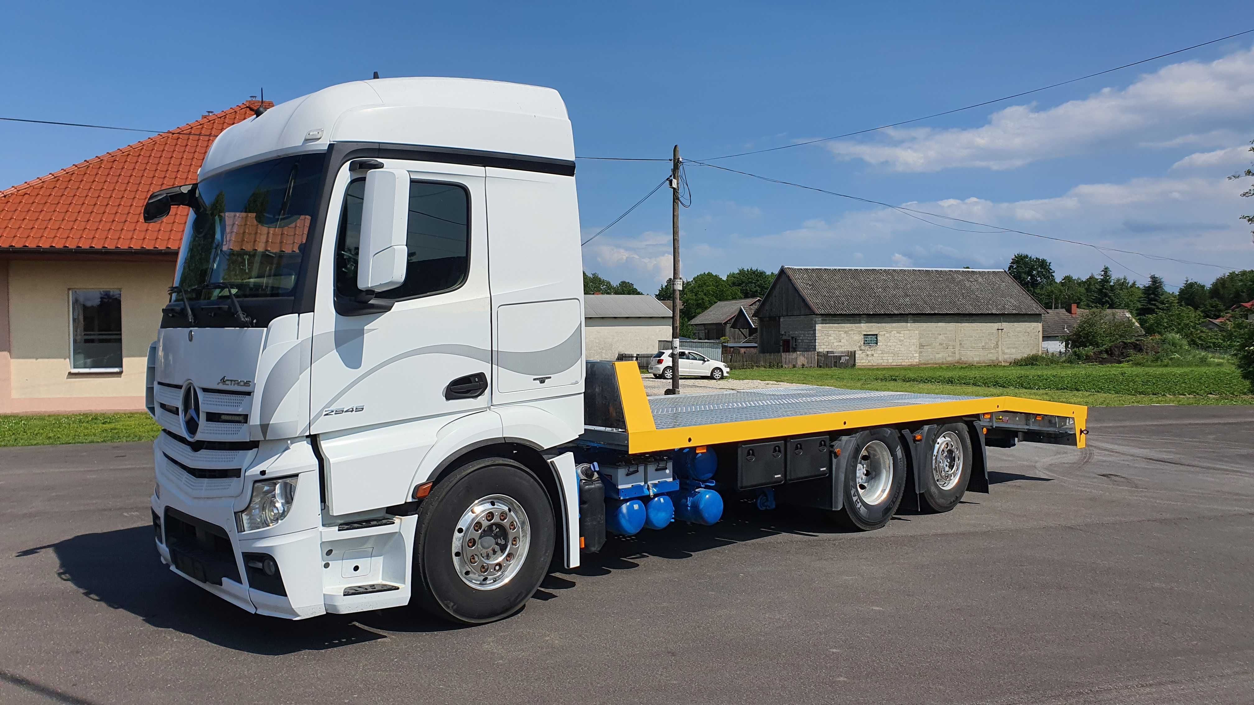 Najazd DMC 26 Ton zabudowa stalowa solidna laweta Mercedes Actros