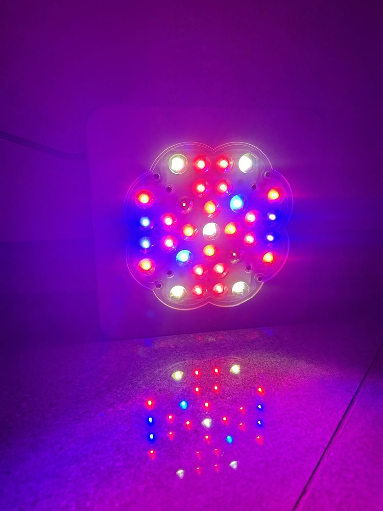 Lampa led do roslin Luckygrow modular110 + zrodlo swiatla. Growbox