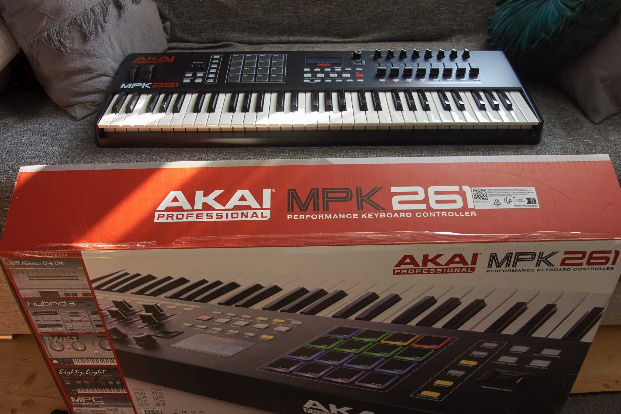 Klawiatura sterująca AKAI Professional MPK 261 NOWA! komplet