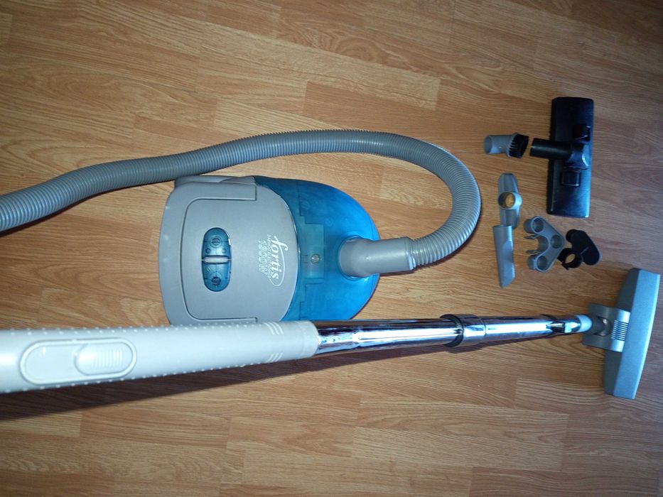 Aspirador Daewoo 1300W