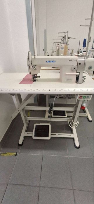 Stębnówka z odkrawaczem Juki DLM 5200