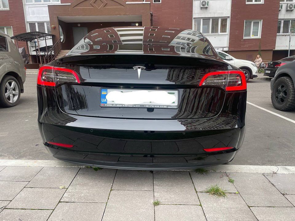Tesla model 3 оренда