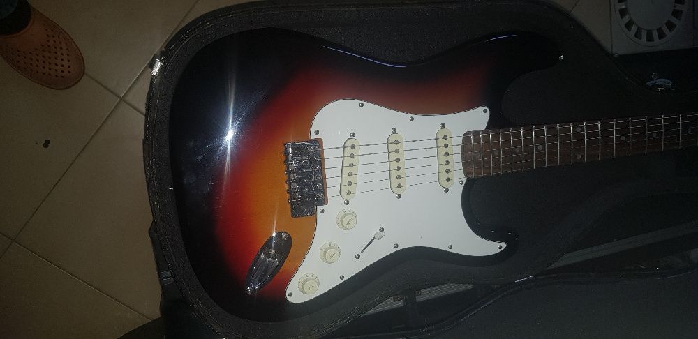 vantage stratocaster