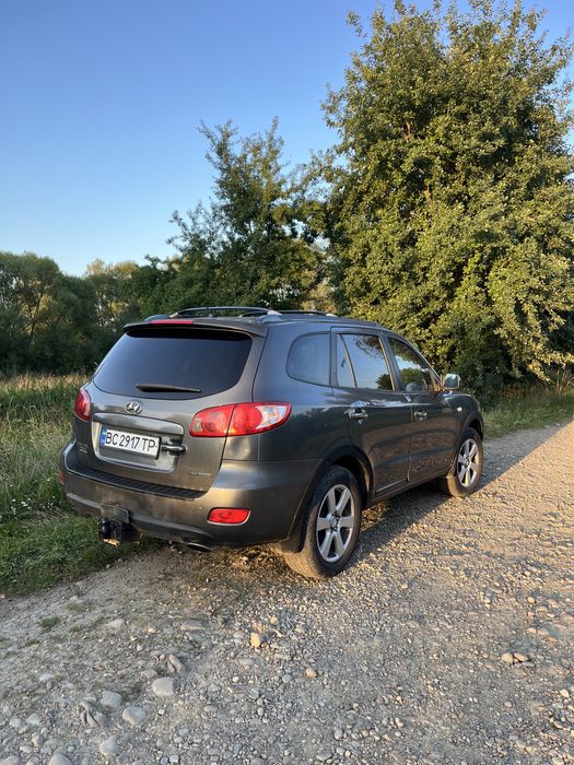 Продам Hyundai Santa Fe