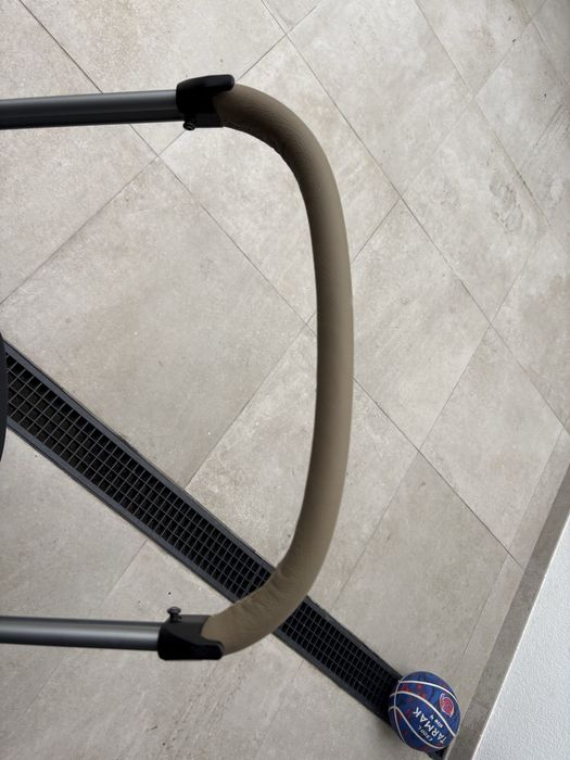 Carrinho bebé + capa chuva