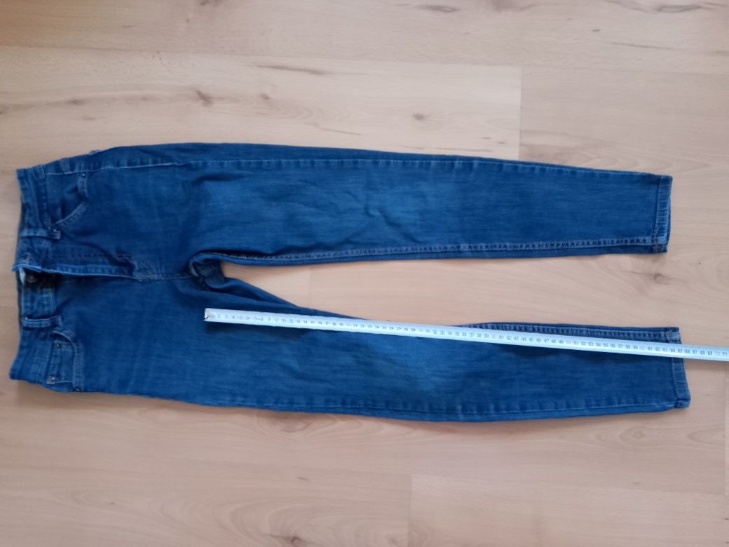 Spodnie jeansy Bershka na 150 - 158 slim