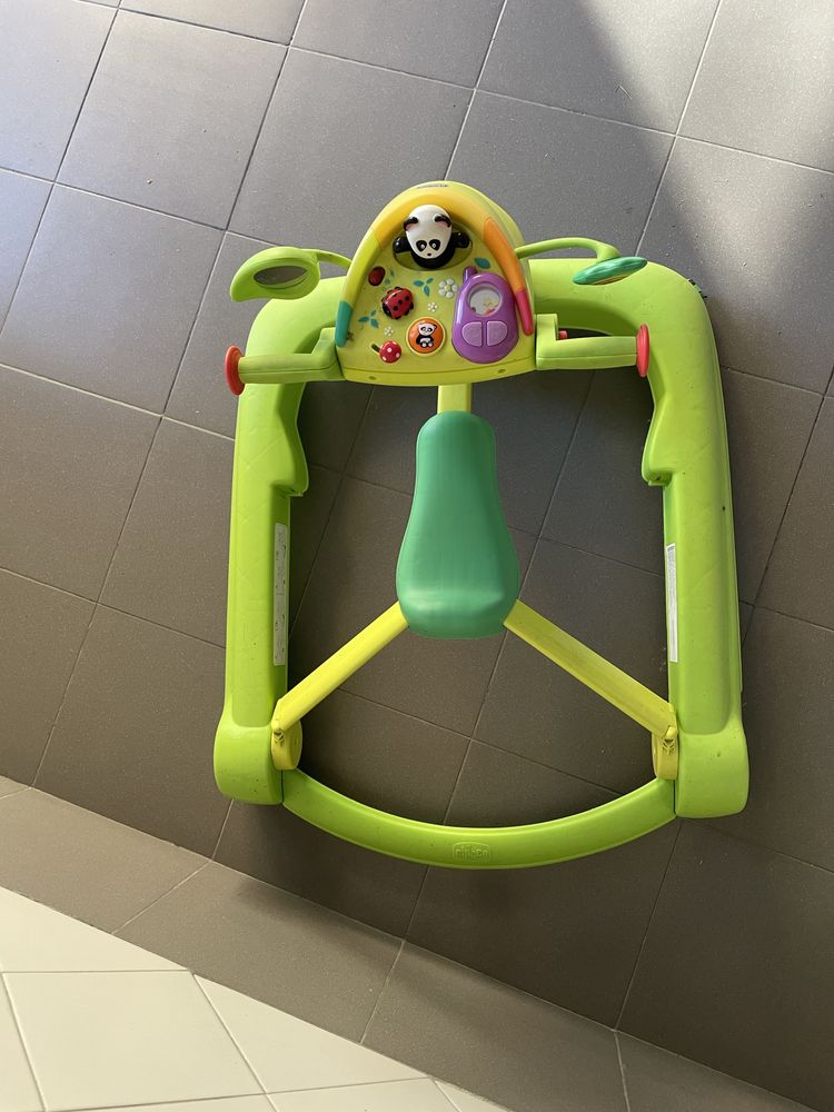 Andador CHICCO - Centro Atividades e 1 2 3 Green