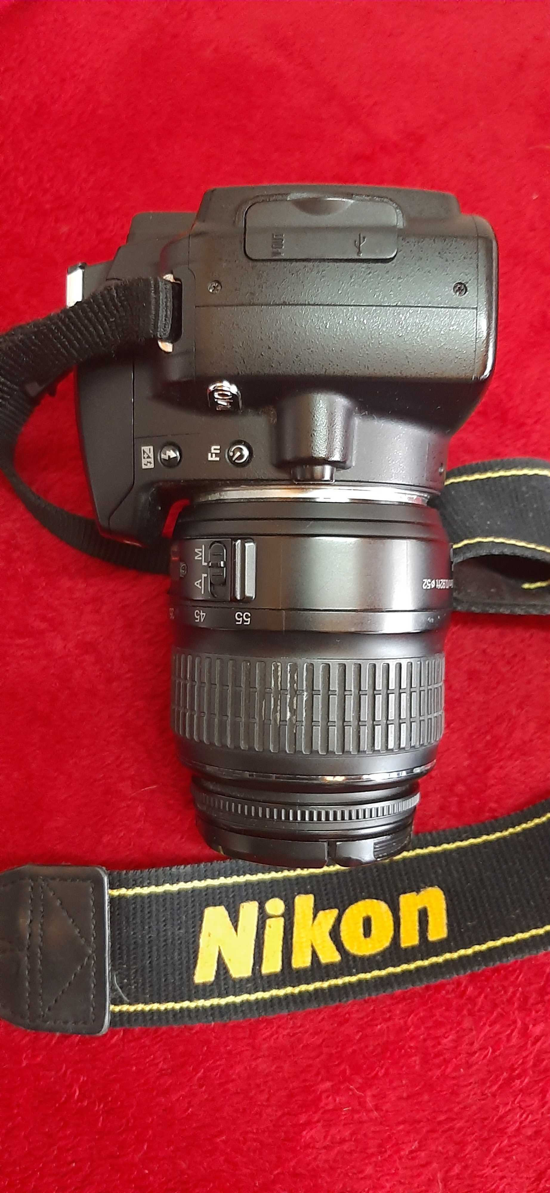 Máquina fotográfica digital Nikon D40
