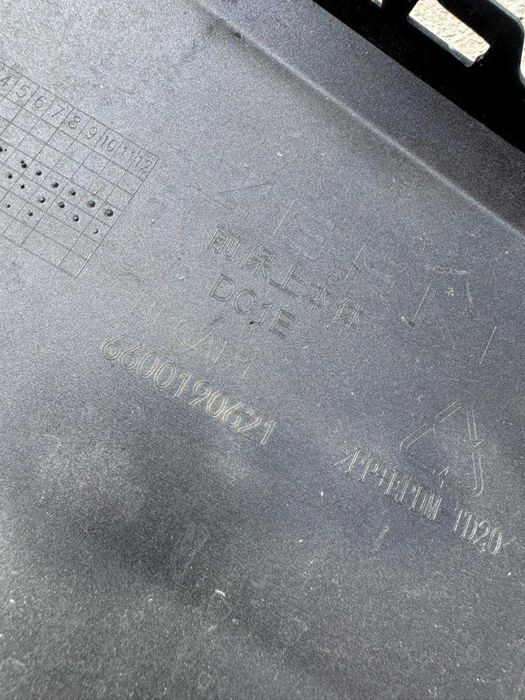 Бампер передний Zeekr 001 оригинал Губа переднего бампера