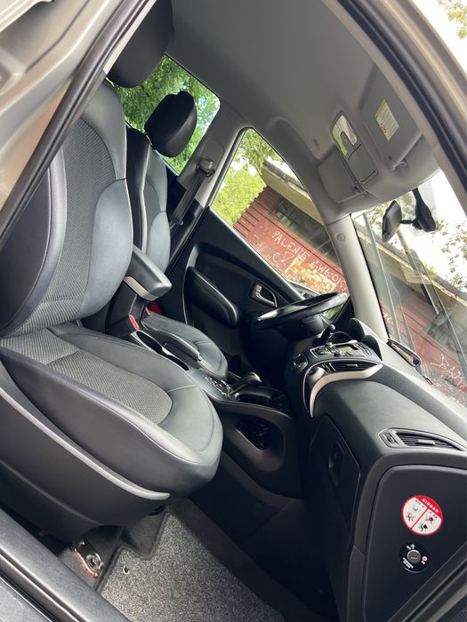 Hyundai ix35 2.0 Benzyna 163KM AUTOMAT LPG 2010R PDC Klima Tempomat