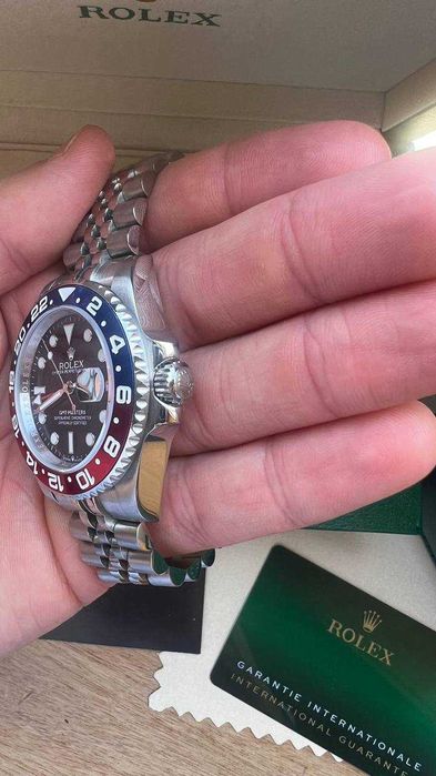 Rolex GMT-Master II “Pepsi” NOVO na caixa