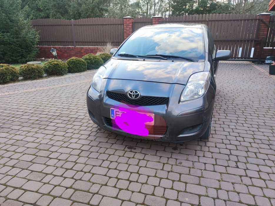 Toyota Yaris 1,33 Salon Polska.
