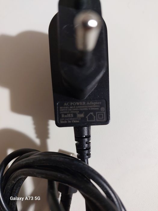 Зарядний (зарядка) пристрій міні (mini) USB