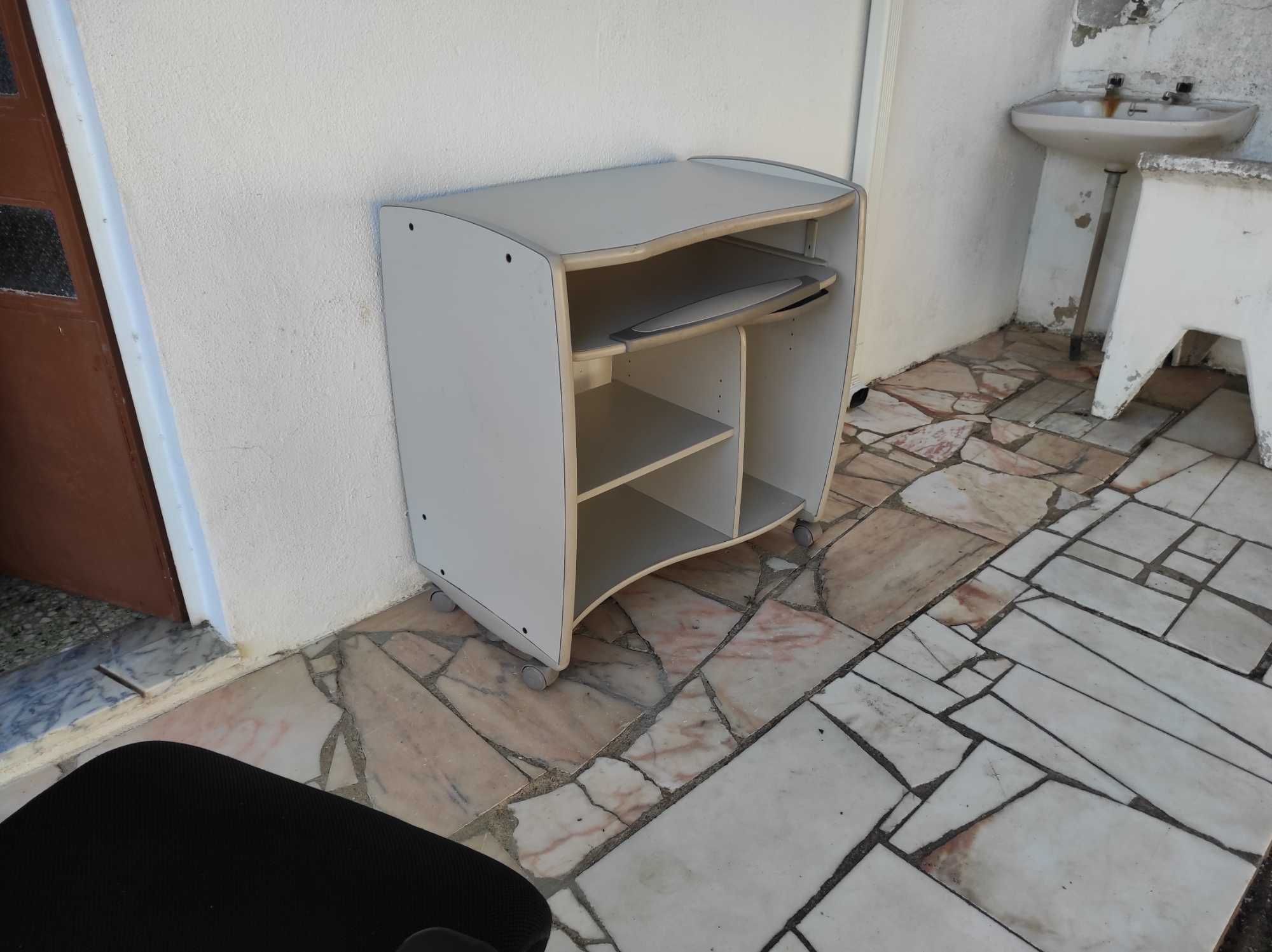 secretaria 34 €.