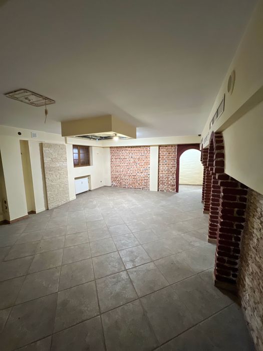 Wynajmę lokal w ŚCISŁYM CENTRUM! 183m² - Możliwość podziału lokalu