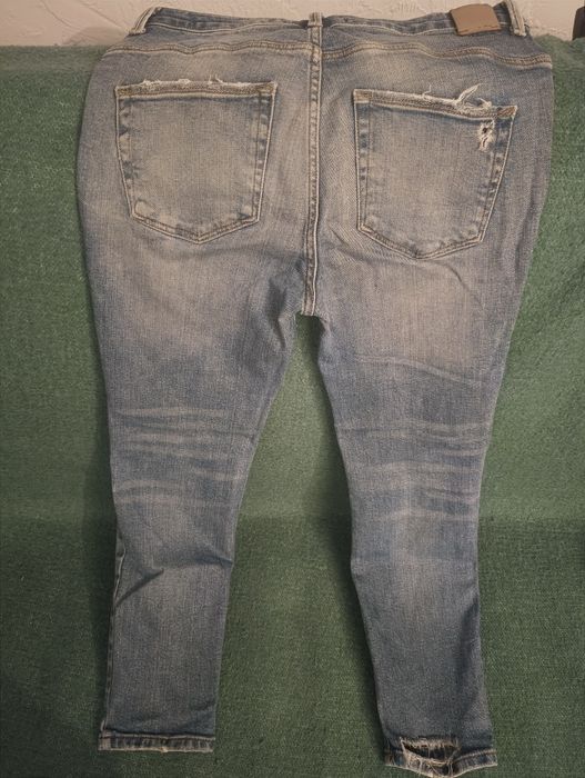 Spodnie z dziurami ZARA