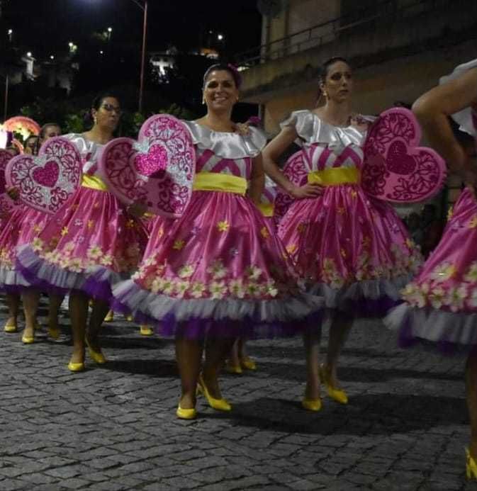 Fatos de Marchas populares Para venda (com ou sem Arcos )