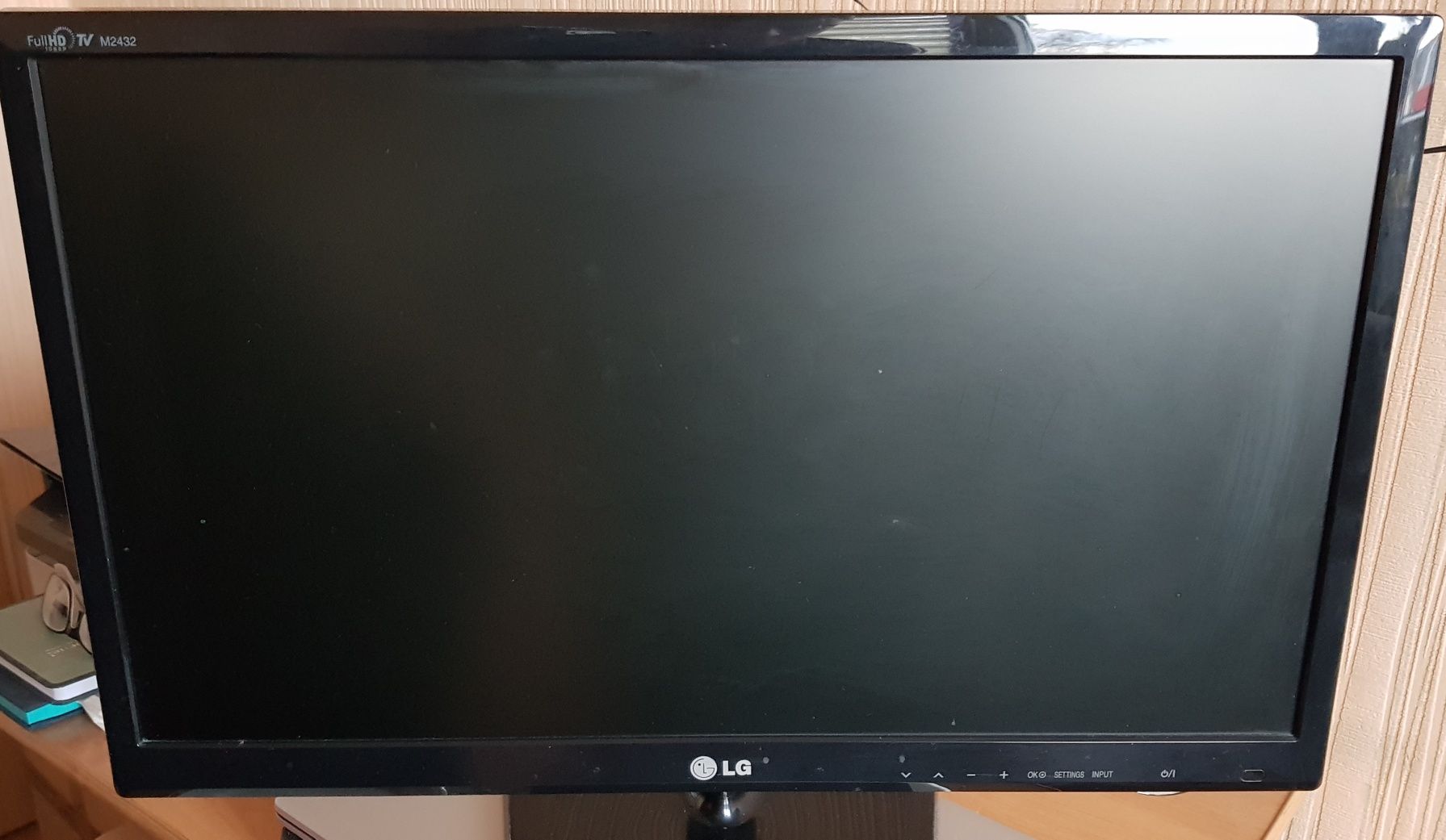 Monitor TV Led LG 24 cale