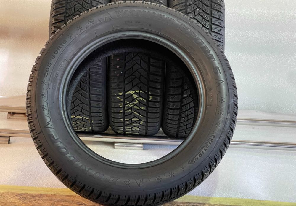 Автошини колеса резина 205/60 R16 Dunlop Winter Sport5 2020 рік