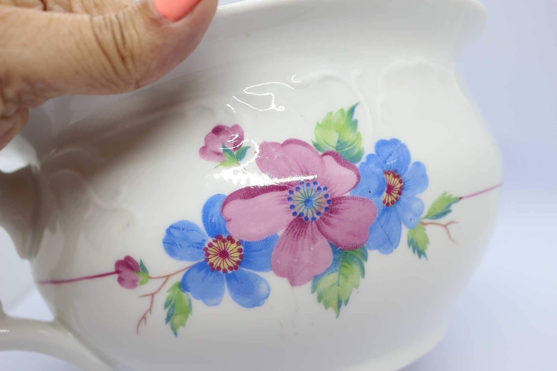 Bacio / penico porcelana da Vista Alegre 1924