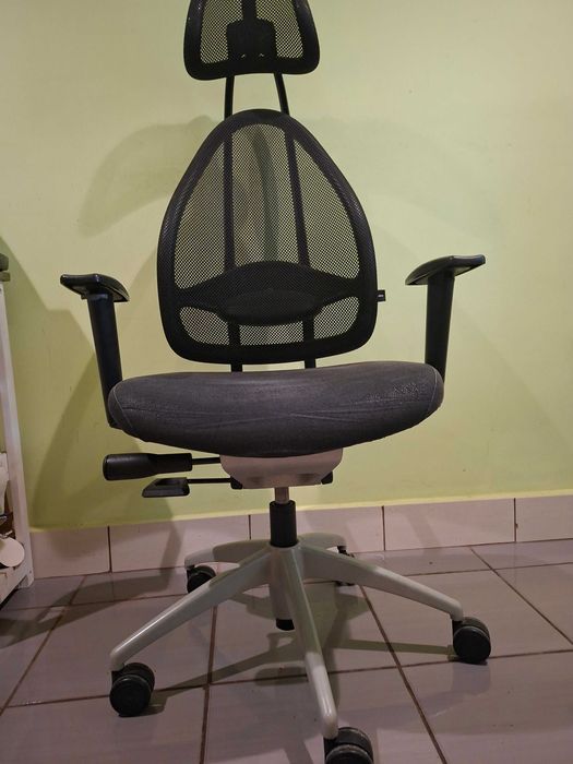 krzesło biurowe ergonomiczne topstar