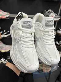 Жіночі кросівки Nike Zoom Vomero 5 white найк білі (37-41)