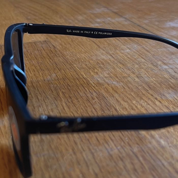 Óculos de Sol Ray-Ban RB4373 Polarized com Recibo