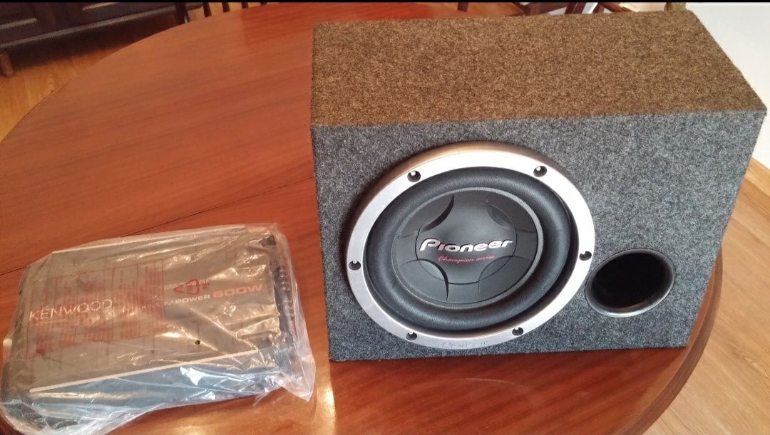 Subwoofer + Amplificador