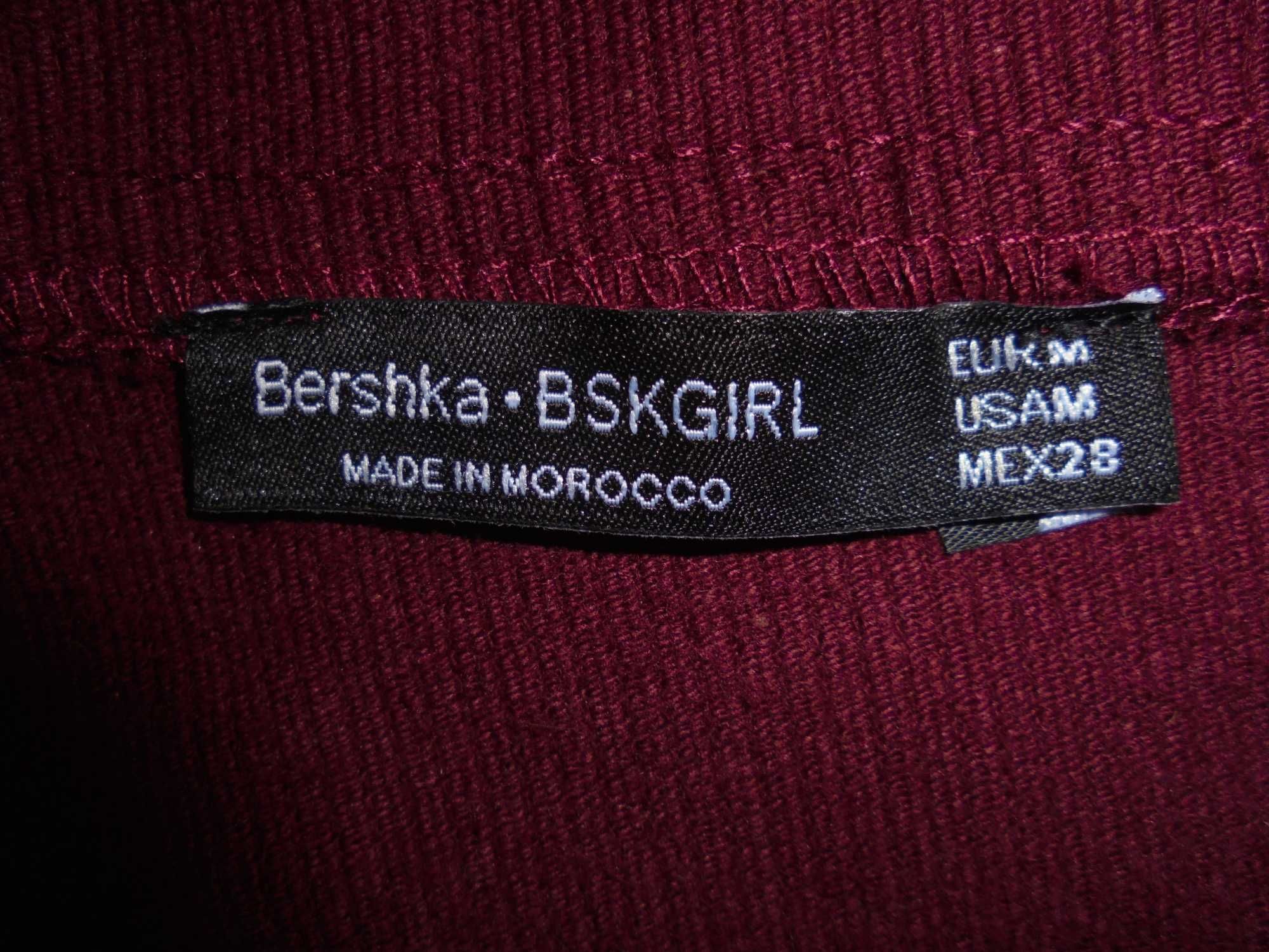 saia de mulher da marca Bershka