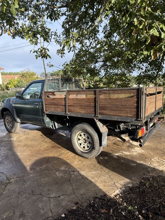 Nissan D22 4x4 Pickup ( Com Avaria )