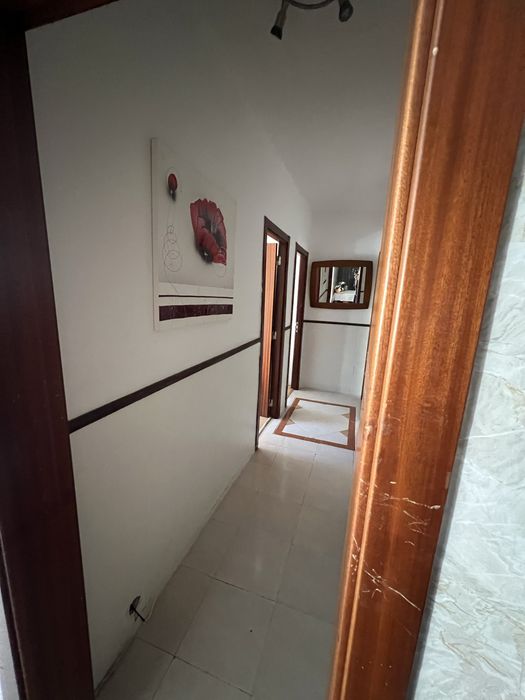 Arrenda-se quarto para casal por 400 € por mês