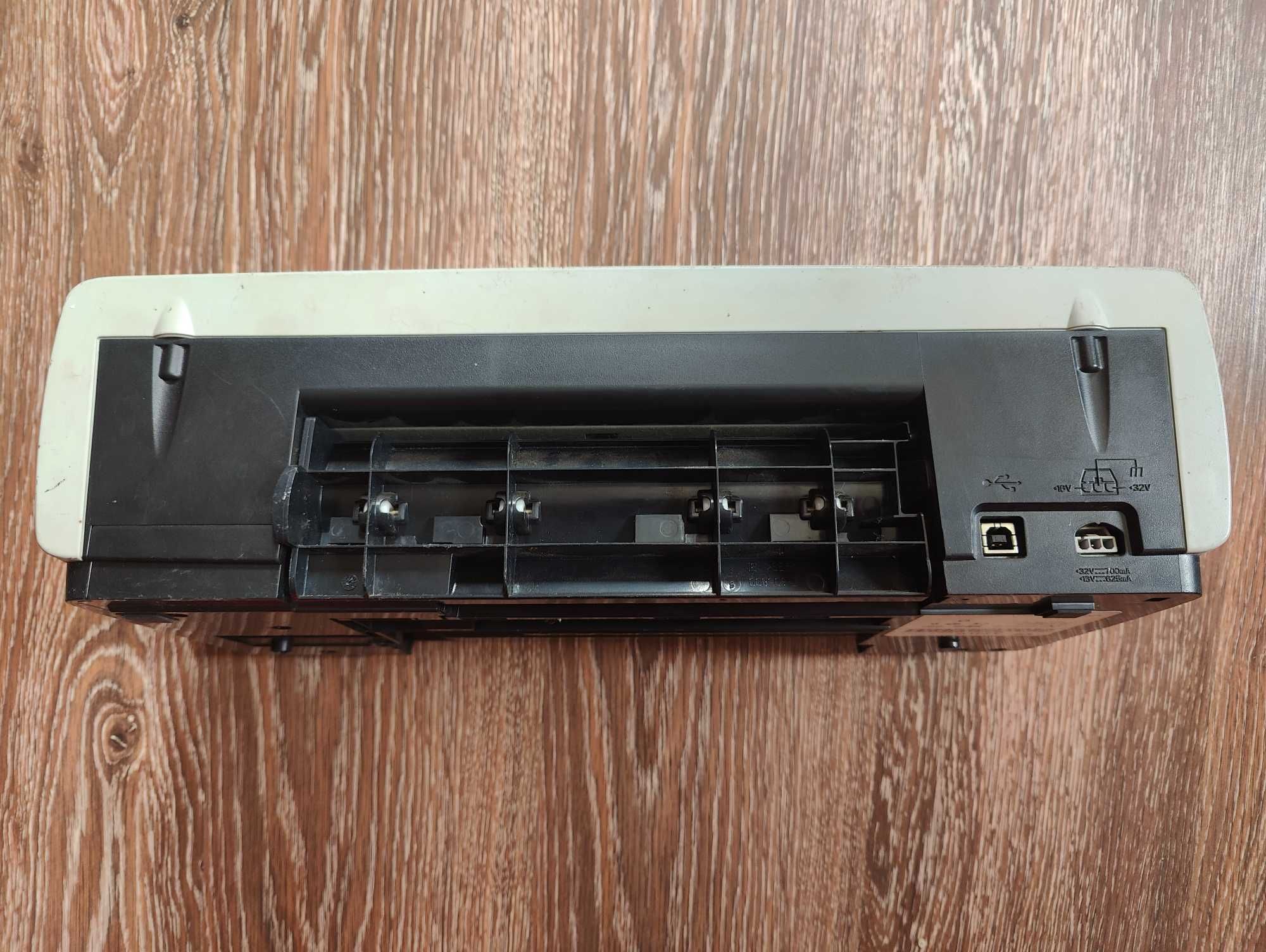 Принтер кольоровий HP Deskjet 5743(на запчастини)