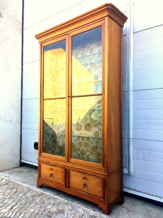 Vitrine estante vintage 110comp X 30prof X 185alt.