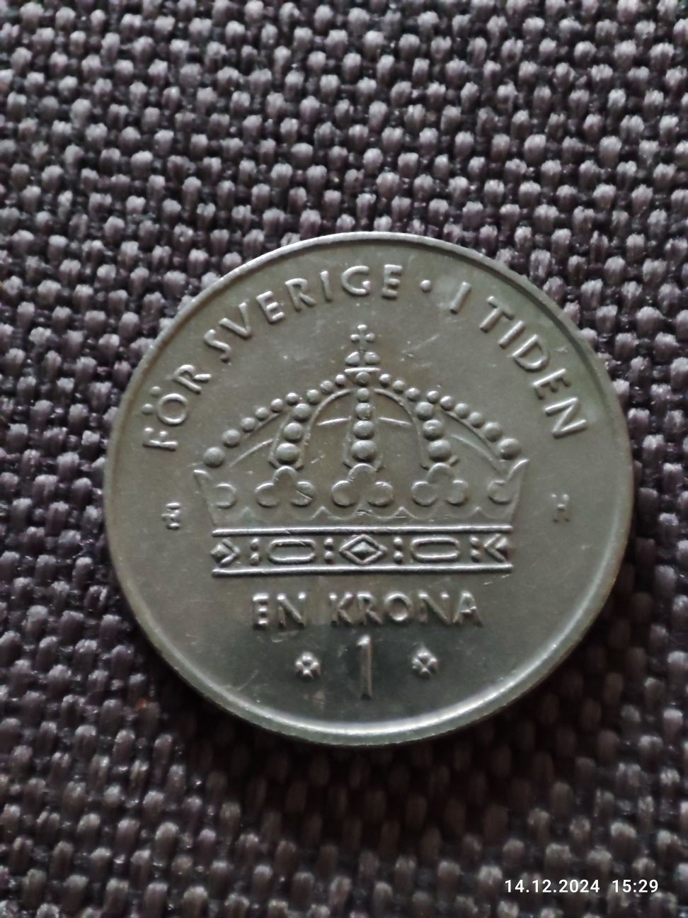 Монета Швеція 1 крона 2004 року