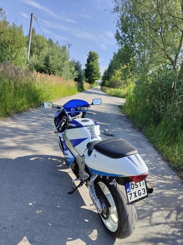 Suzuki GSX-R 750