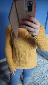 Żółty sweterek rozmiar M