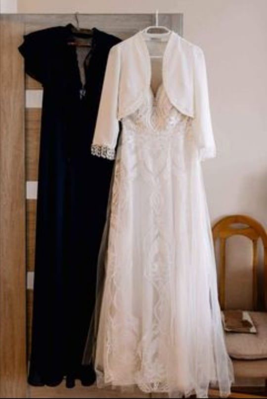 Suknia ślubna,  boho, rystykalna, z rozcięciem,  wzory, ivory